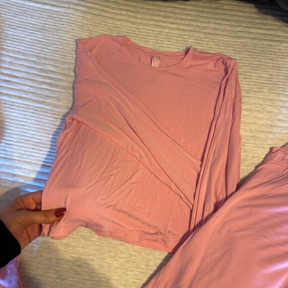 SKIMS BUNDLE - 5 PIECES - Picture 6 of 14